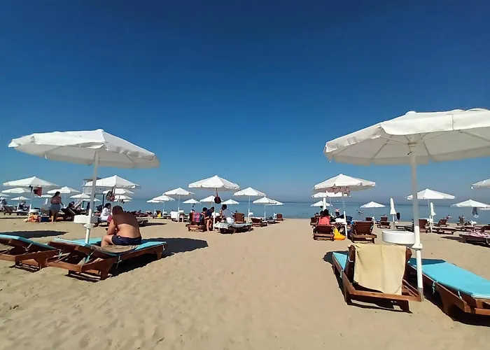 Seaview Haven - Golem, Albania * ゴーレム
